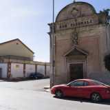Il nostro punto di partenza � la piccola e rosa chiesetta rurale di San Pasquale, che si trova in via Fanelli quasi ad angolo con via Marin. La cappella fu costruita nel 1901